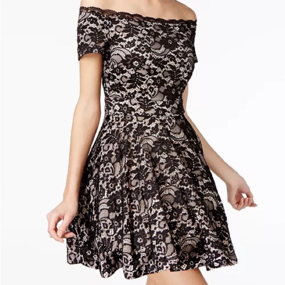 B DARLIN Juniors' Off-The-Shoulder Fit & Flare Dress Black Lace - 9/10